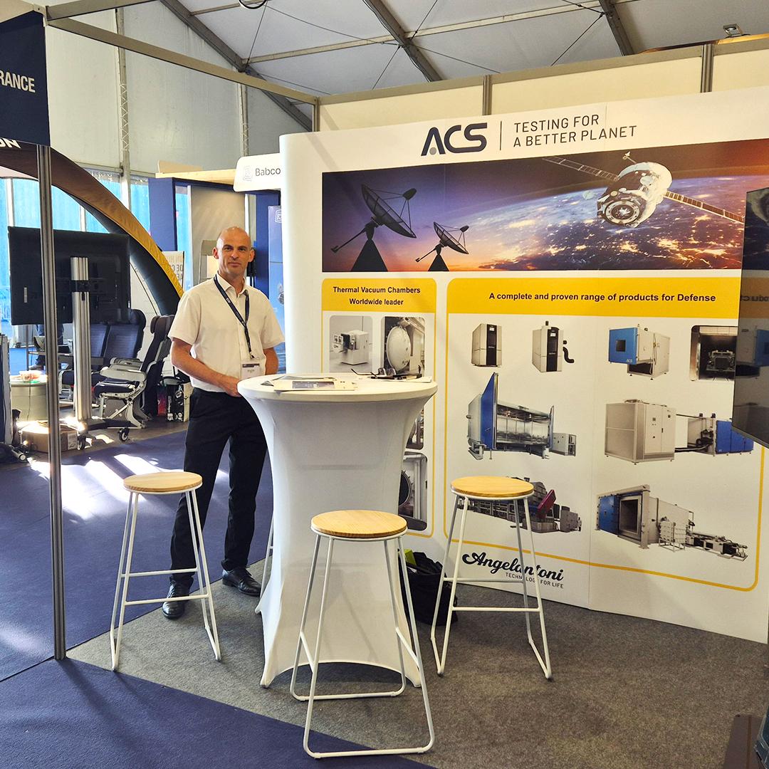 Stand ACS à l’AD2S 2026 à Bordeaux présentant des solutions d’essais aérospatiaux et des enceintes thermo-vide