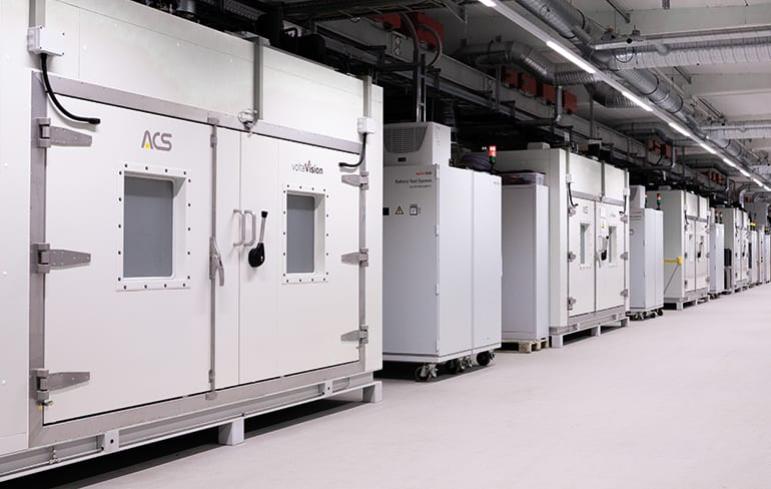 att-camere-speciali-per-prove-su-batterie