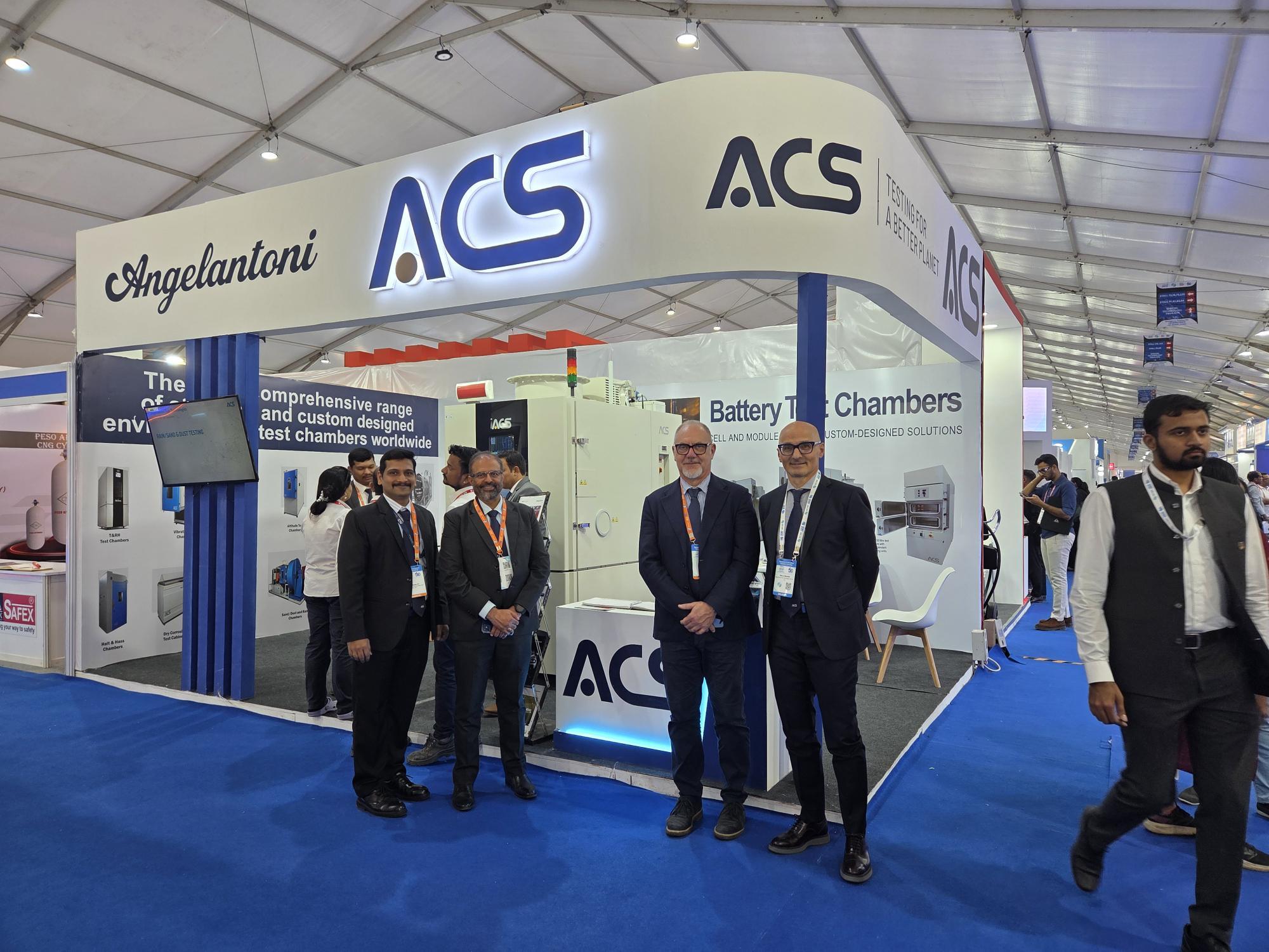 Stand ACS Test Technologies al Symposium on International Automotive Technology in India
