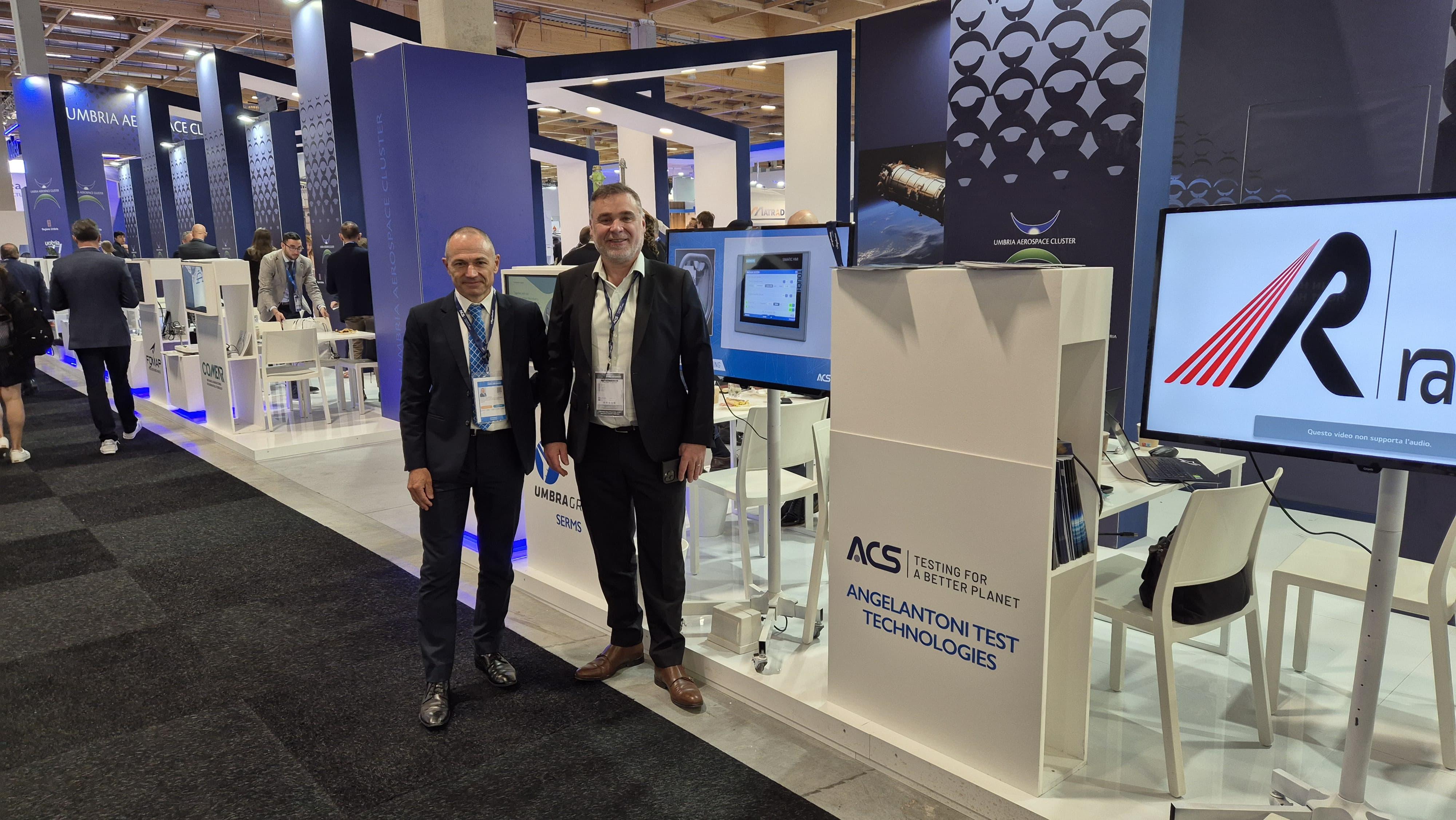 Les simulateurs spatiaux ACS exposés au Salon international de l&#039;aéronautique et de l&#039;espace de Paris 2025